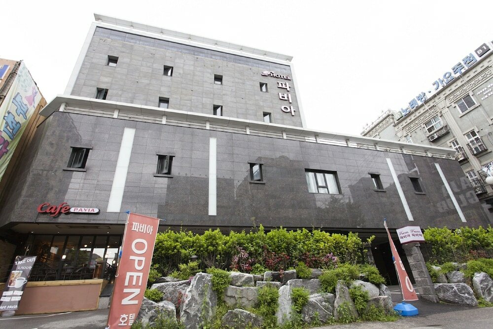 Фото отеля 1