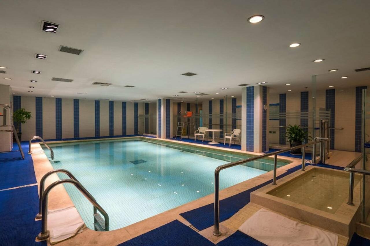 Фото Jinglun Hotel