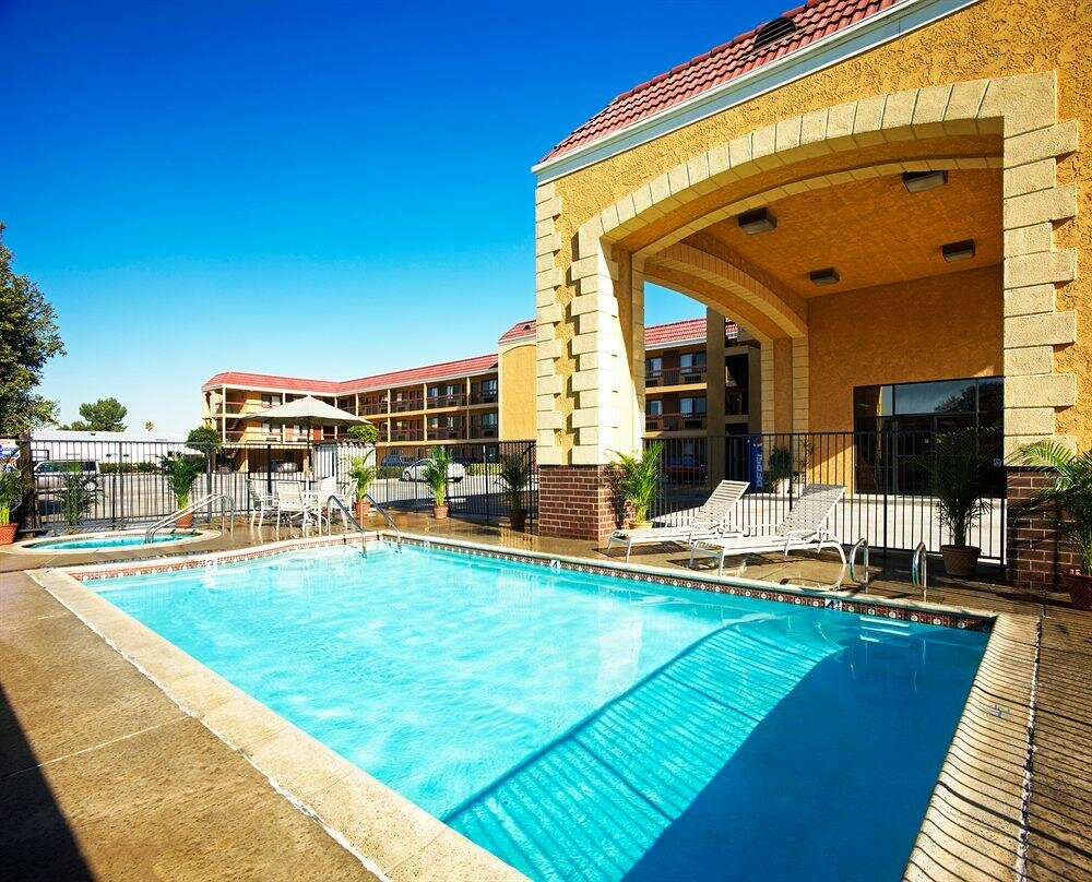 Hotel SureStay Hotel by Best Western Buena Park Anaheim, Buena Park, photo