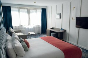 Pley Hotel (Paris, 8e Arrondissement, Rue du Faubourg Saint-Honoré, 214), hotel