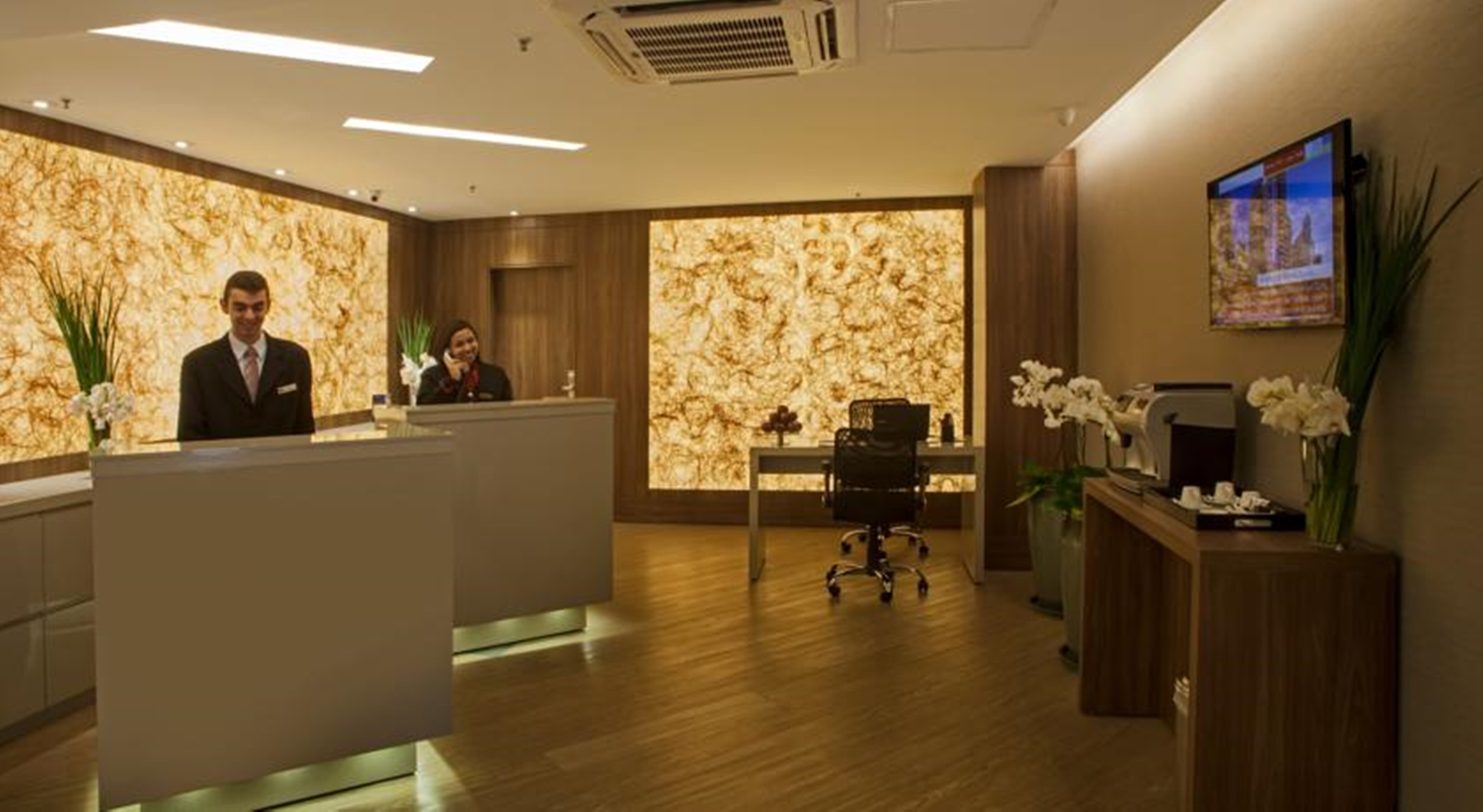 Фото Clarion Hotel Faria Lima