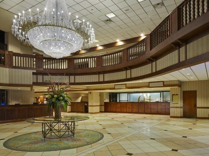 Фото Galt House Hotel Trademark Collection by Wyndham