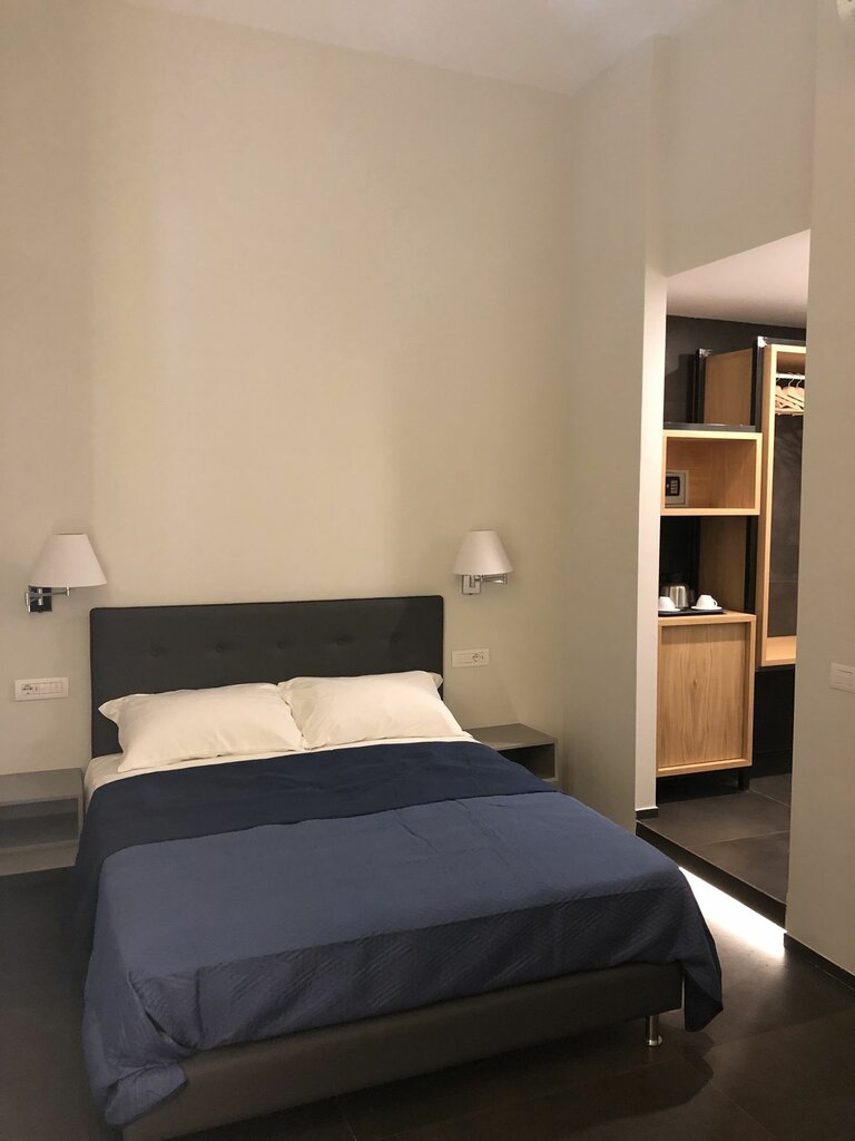 Hotel Napoli Svelata, Naples, photo