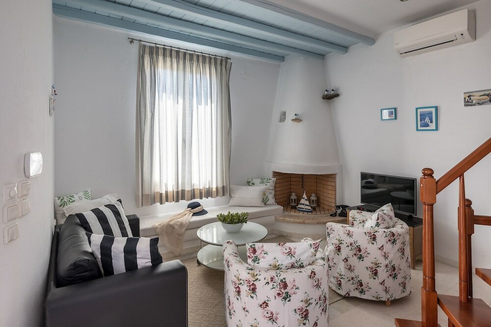 Фото Little Blue