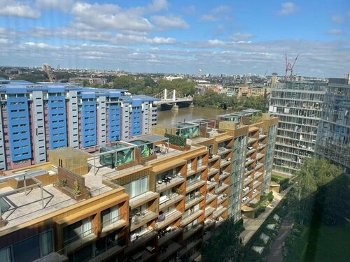 Гостиница Battersea Power Station Flat With River Views в Лондоне