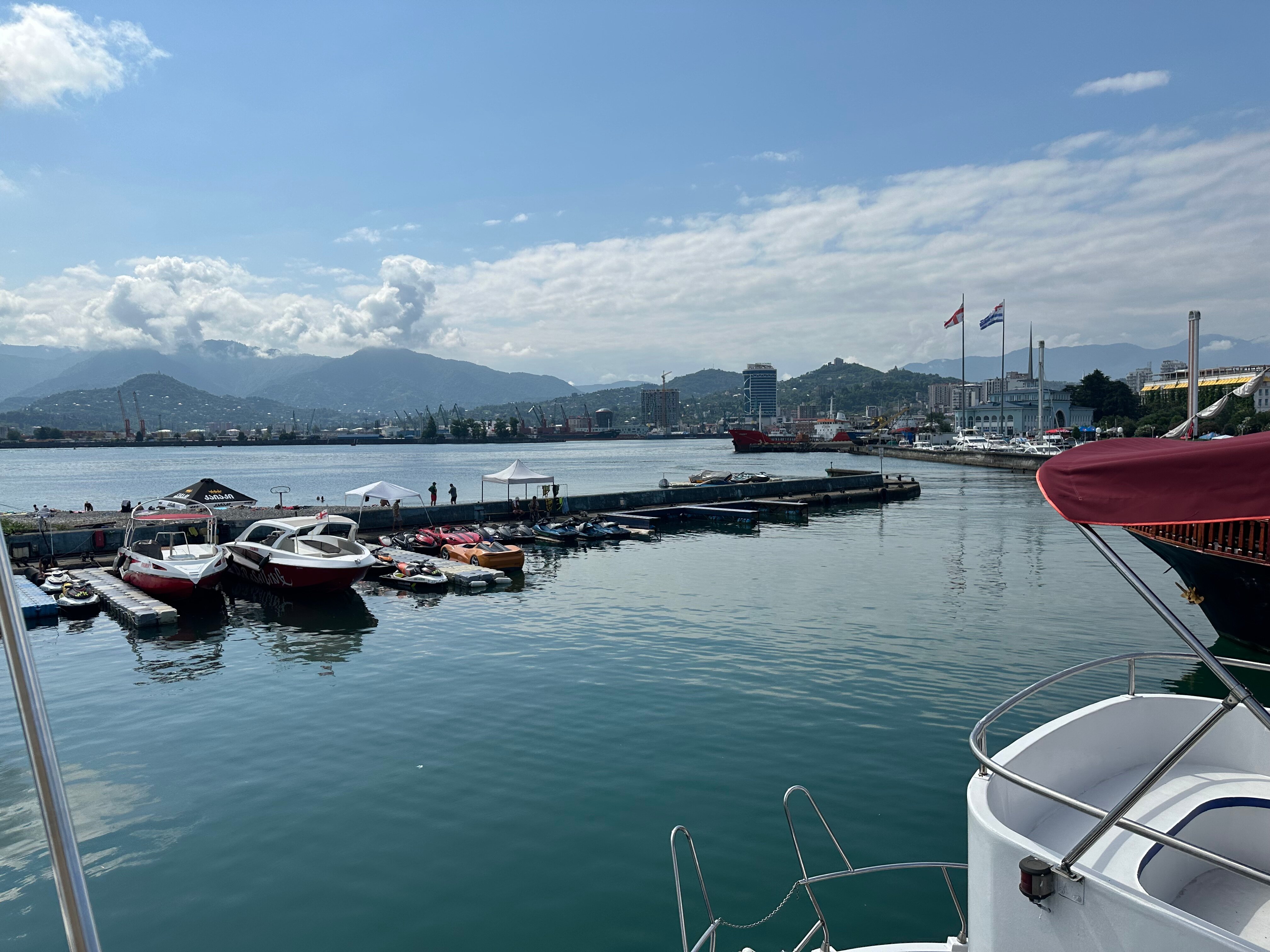 Фото 181974327857