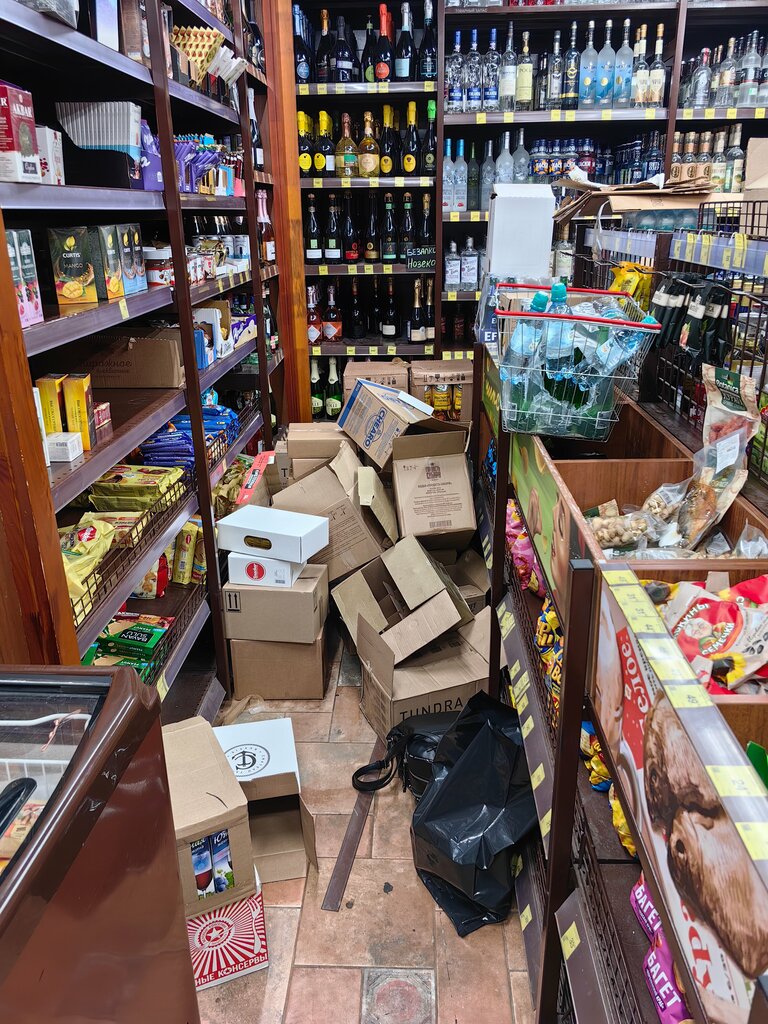 Магазин продуктов Красное&Белое, Тольятти, фото