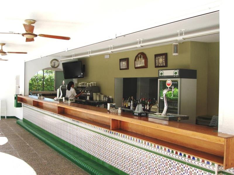 Фото Hotel Villa Naranjos