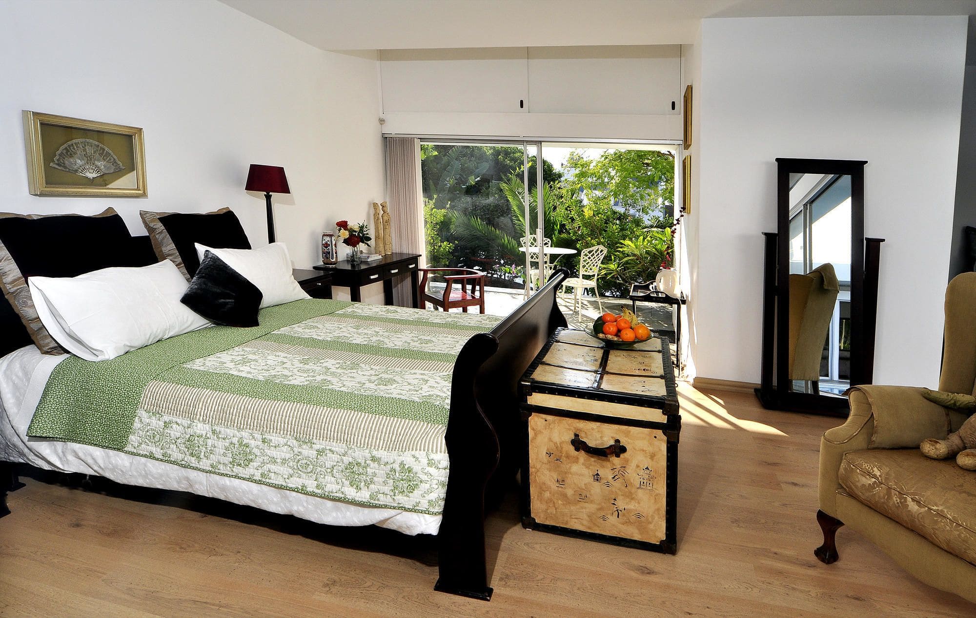 Фото Admiralty B&b