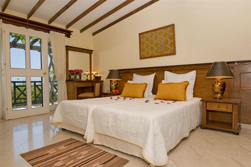 Фото Bellapais Gardens