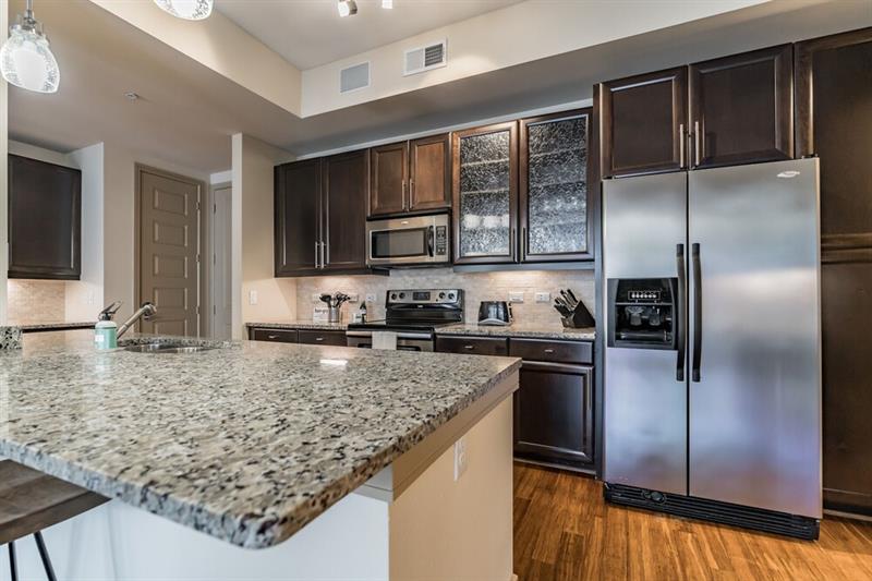 Фото The Luxury Suites of Houston