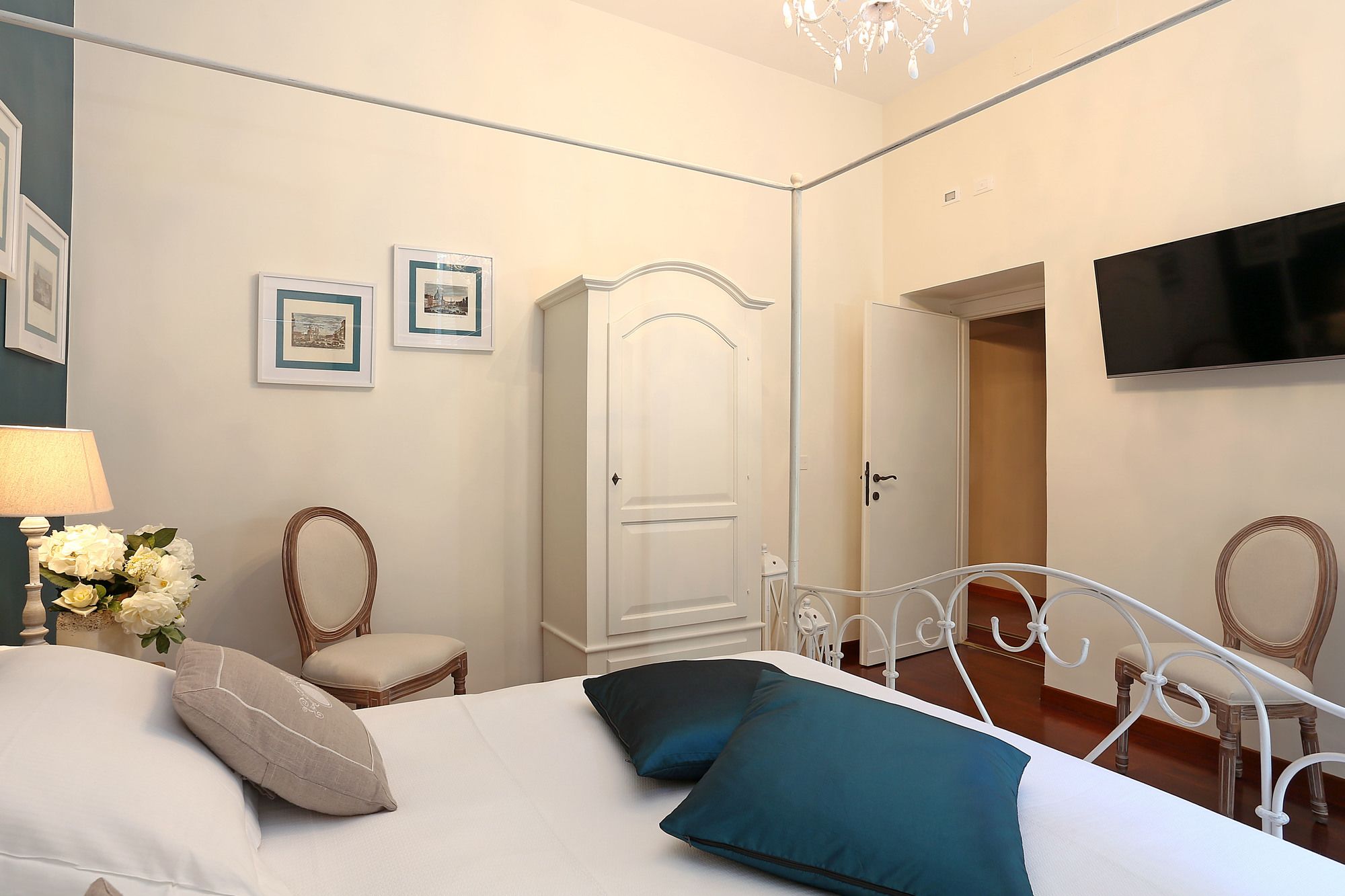 Фото Avignonesi Suites - Domus Collection