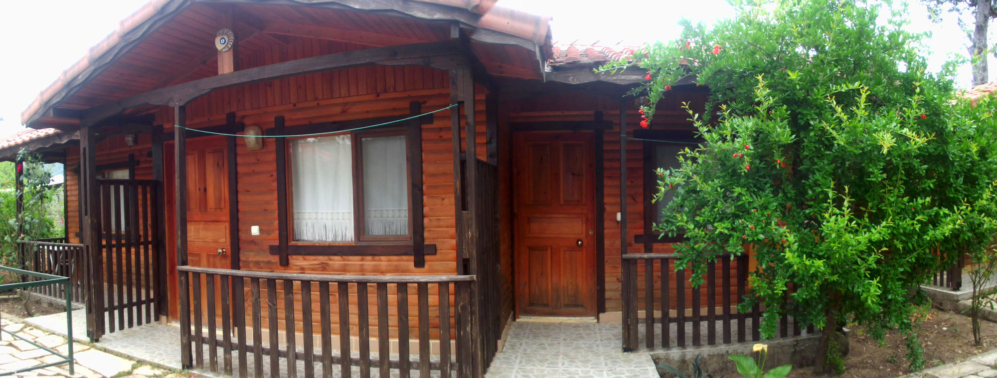 Фото Koala Bungalows