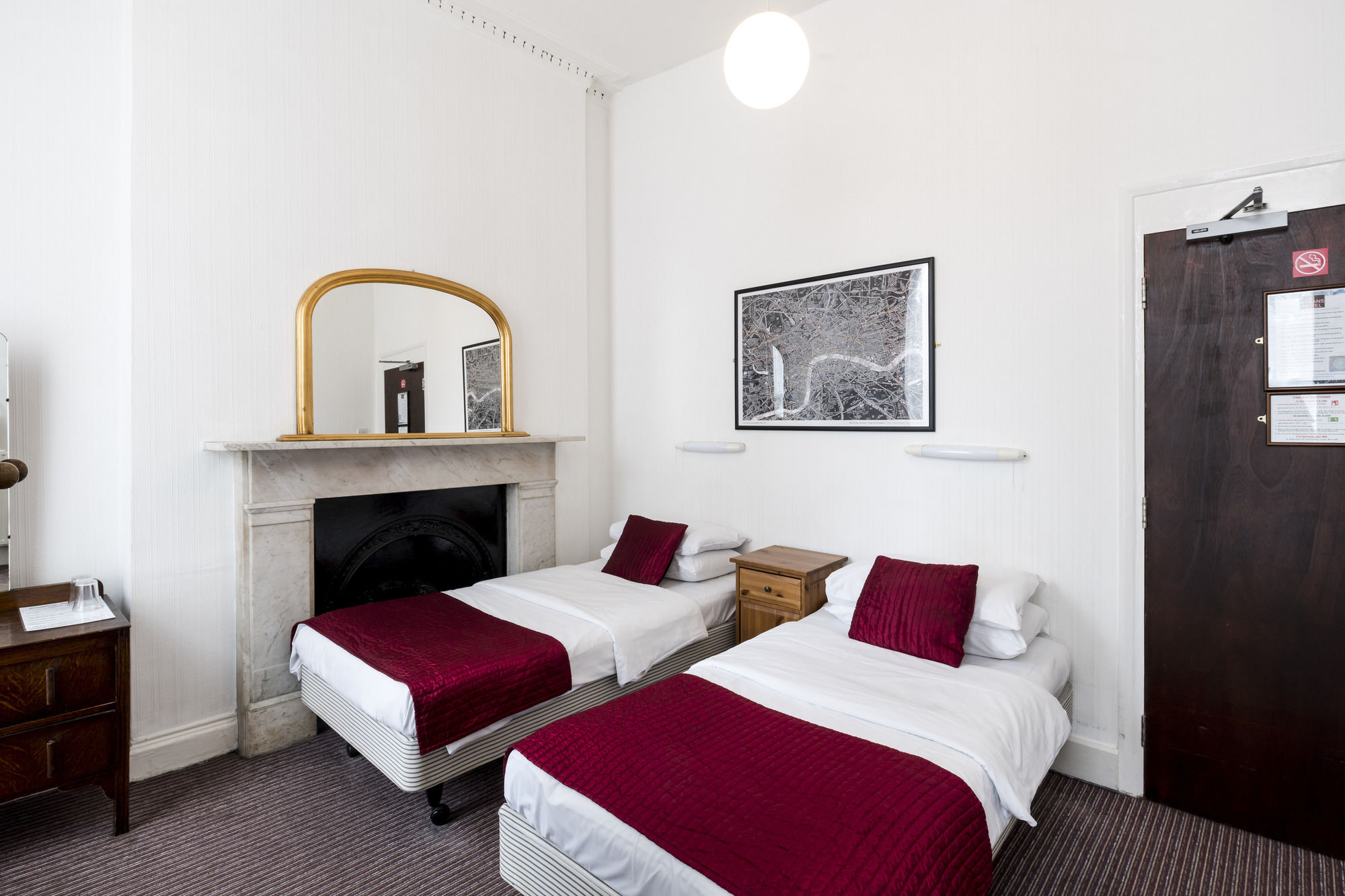 Фото St Athans Hotel