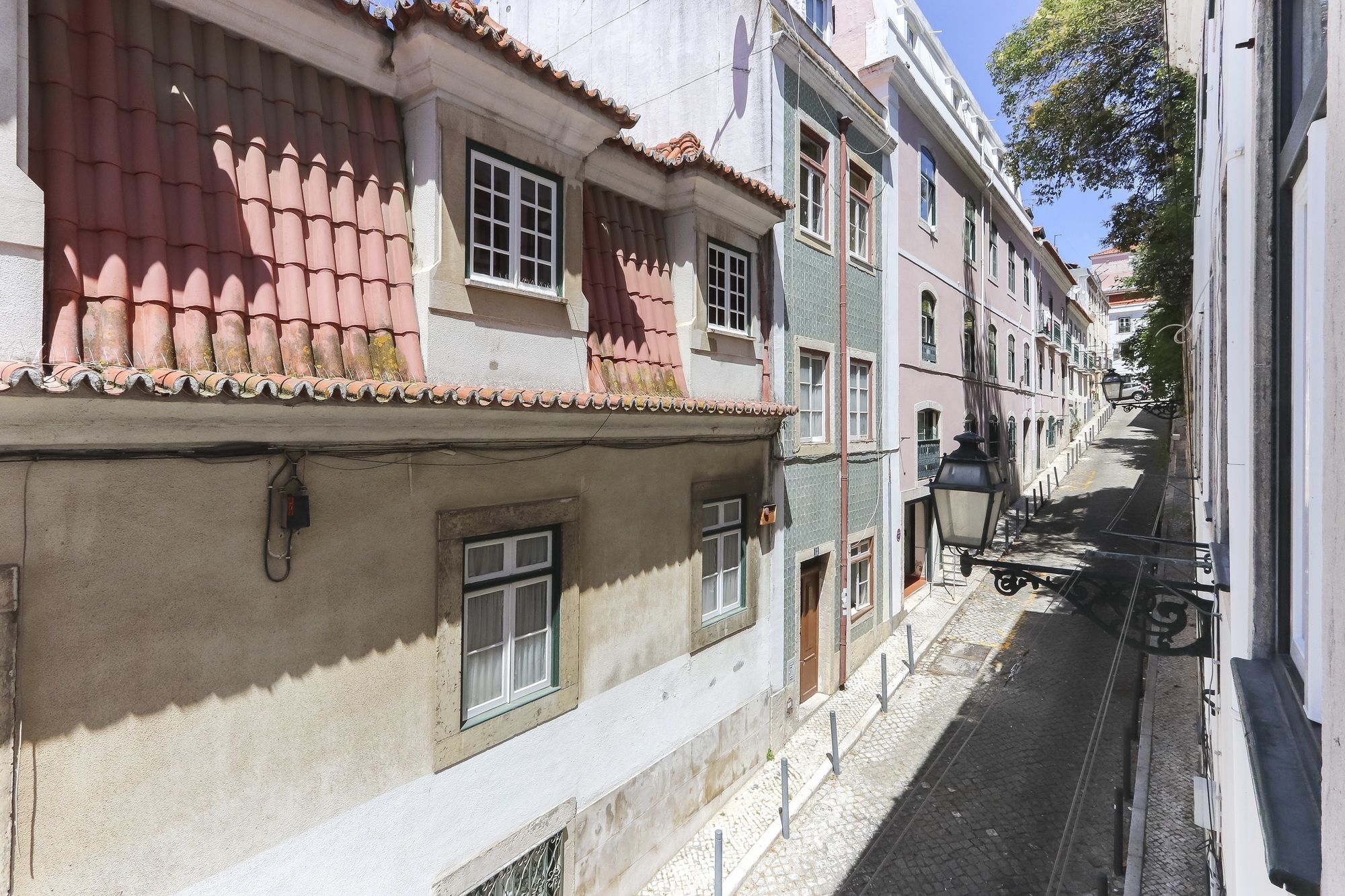 Фото Bairro Alto Bright by Homing