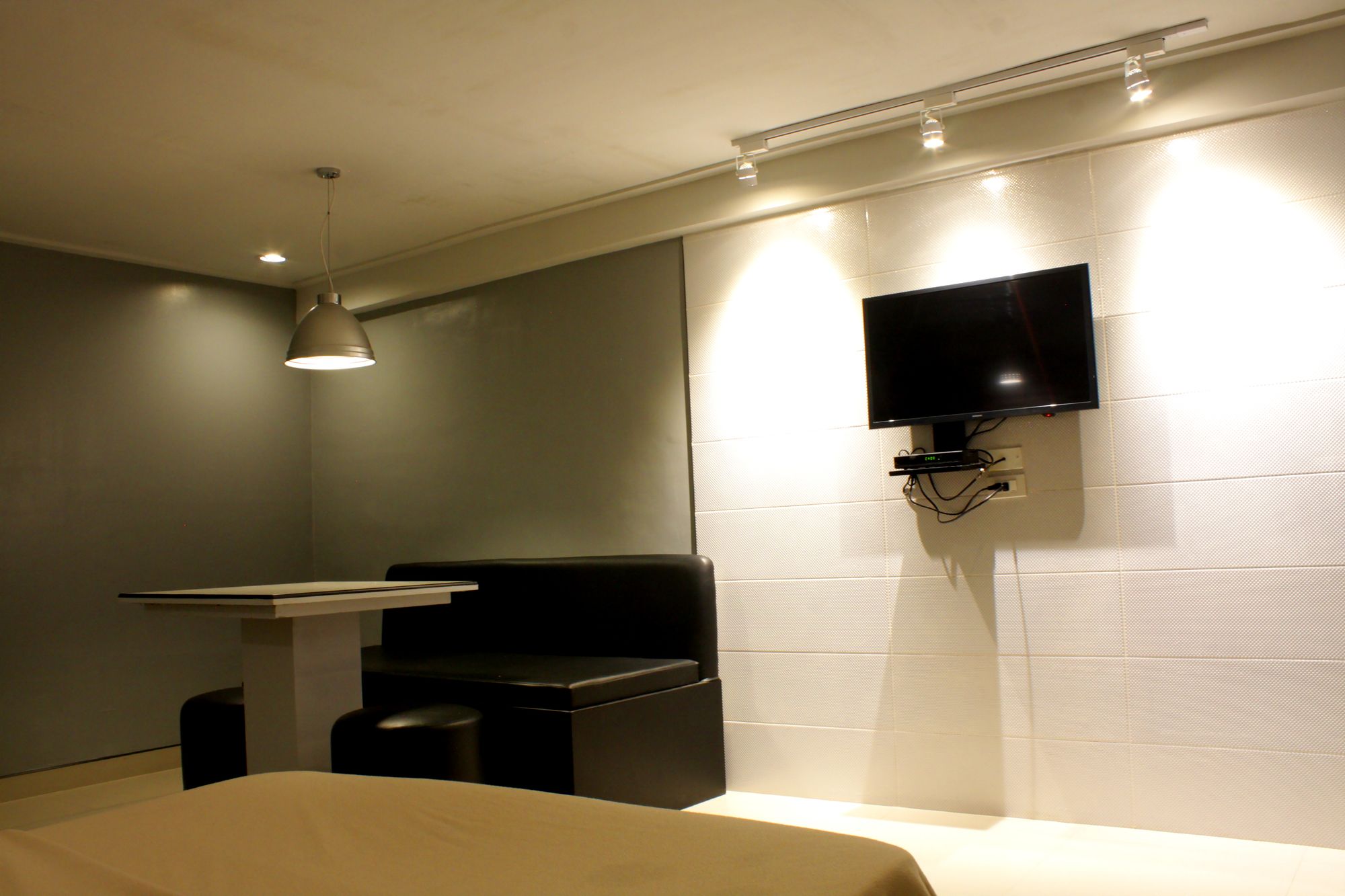 Фото New Winston Hotel