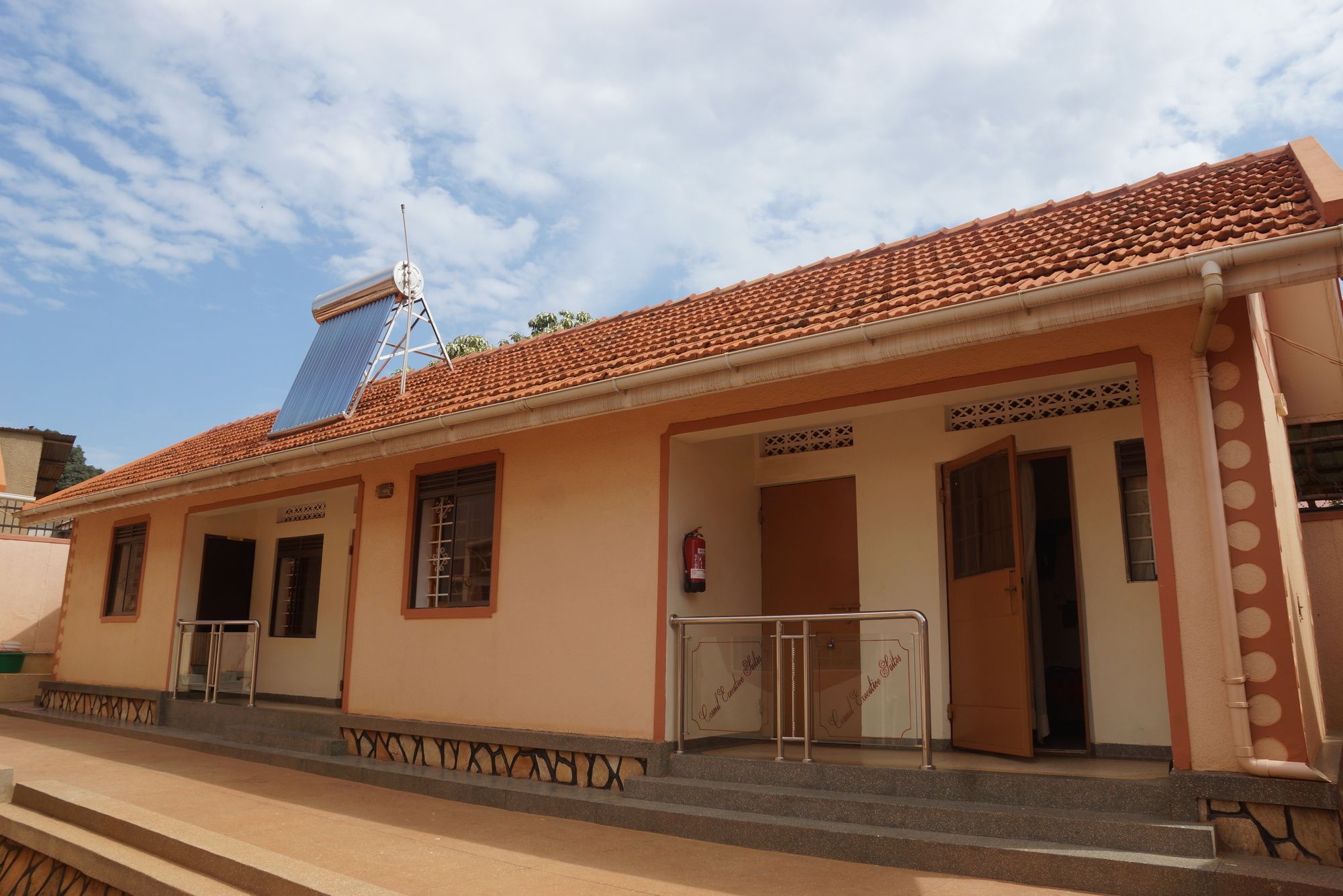 Фото Cosmil Executive Suites