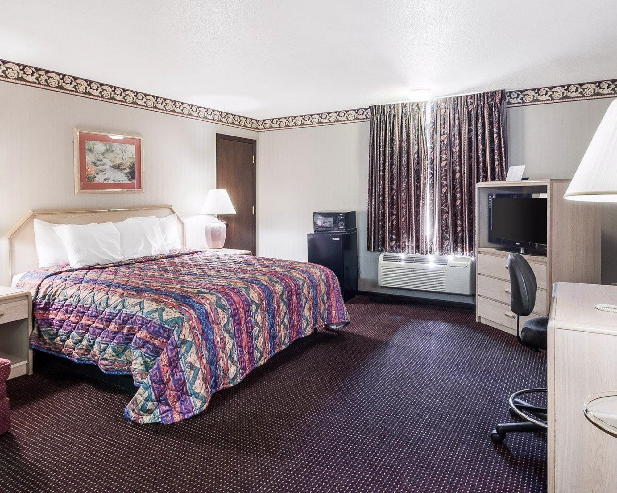 Фото SureStay Hotel by Best Western Olathe