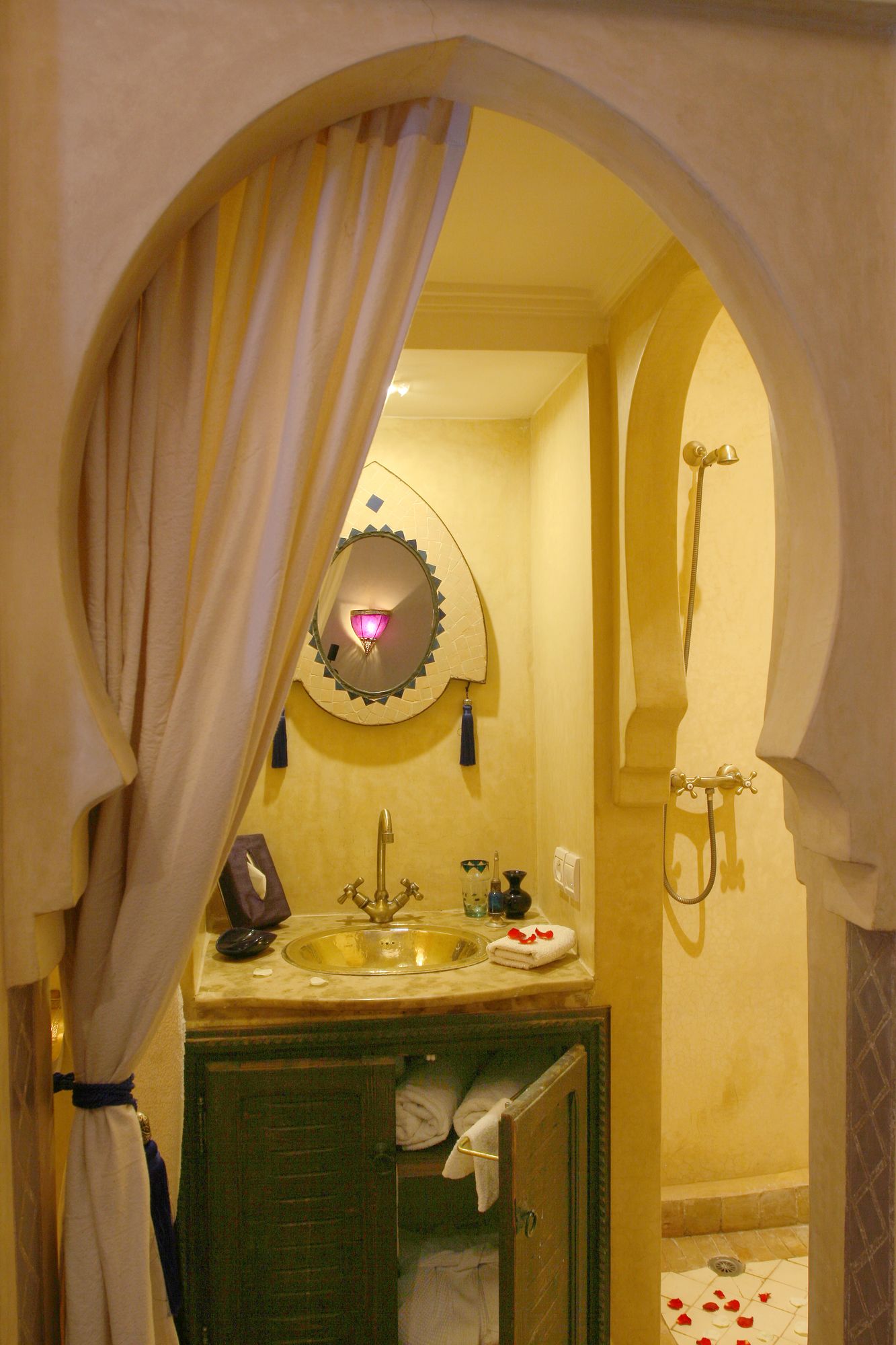 Фото Riad Christina