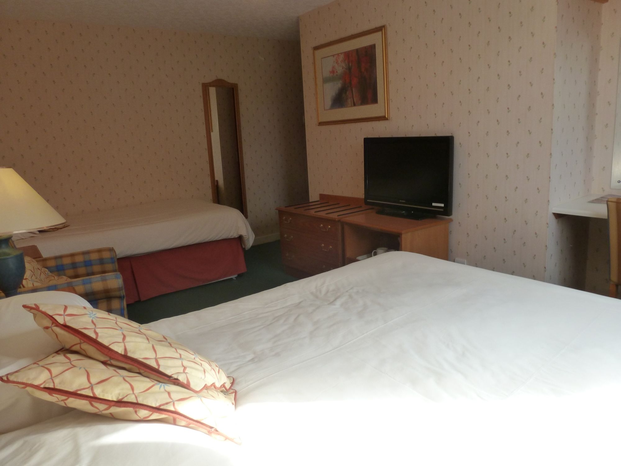 Фото Castletown Hotel