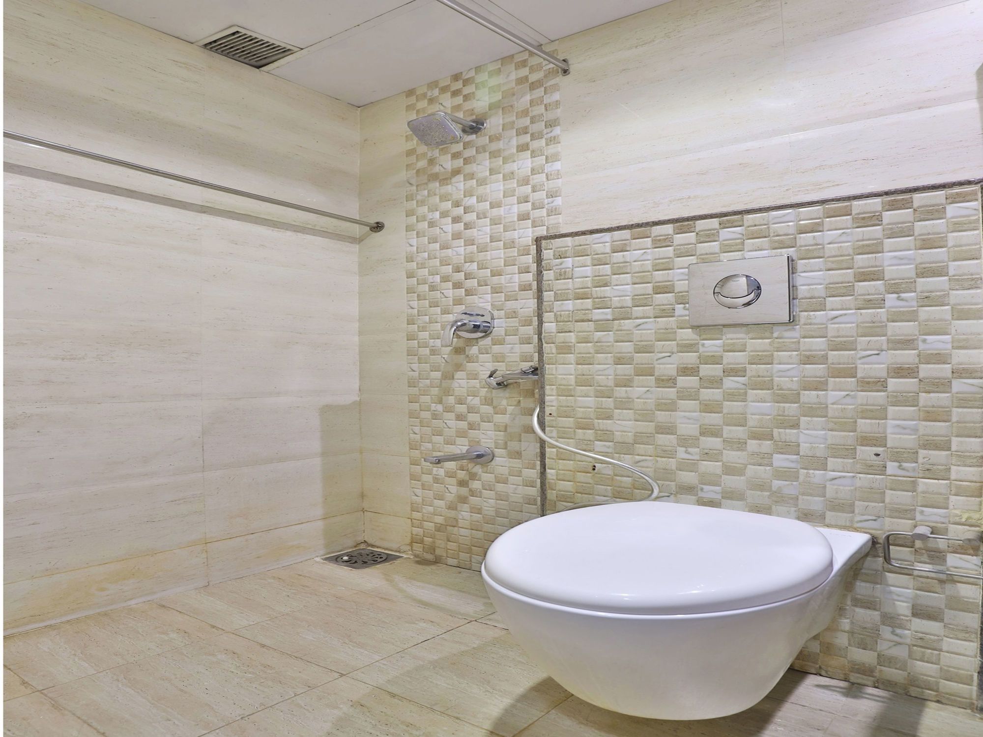 Фото Oyo 18330 Stay At Jo's Guest House