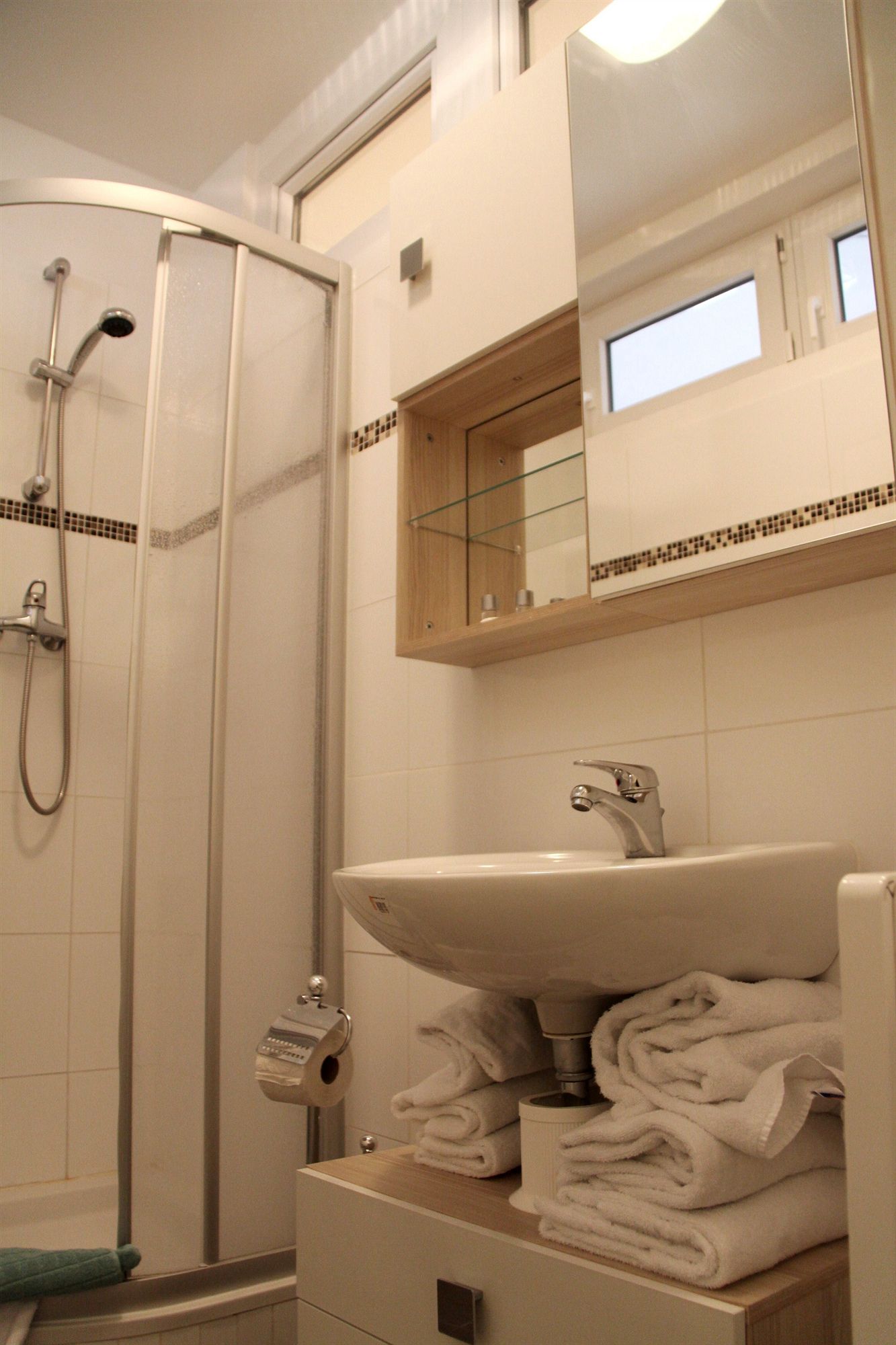 Фото CheckVienna - Apartment Meiselstrasse