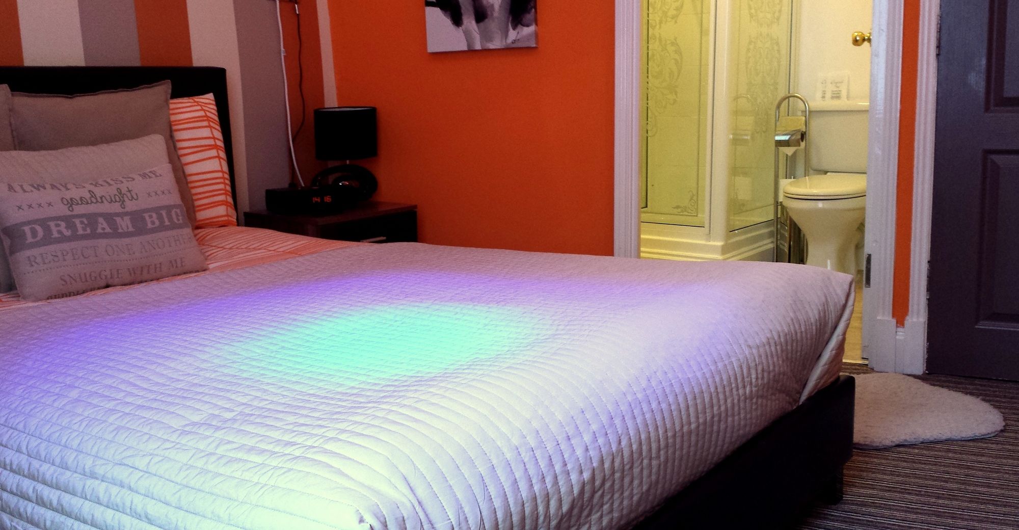 Фото Robin 7 Lodge City Centre