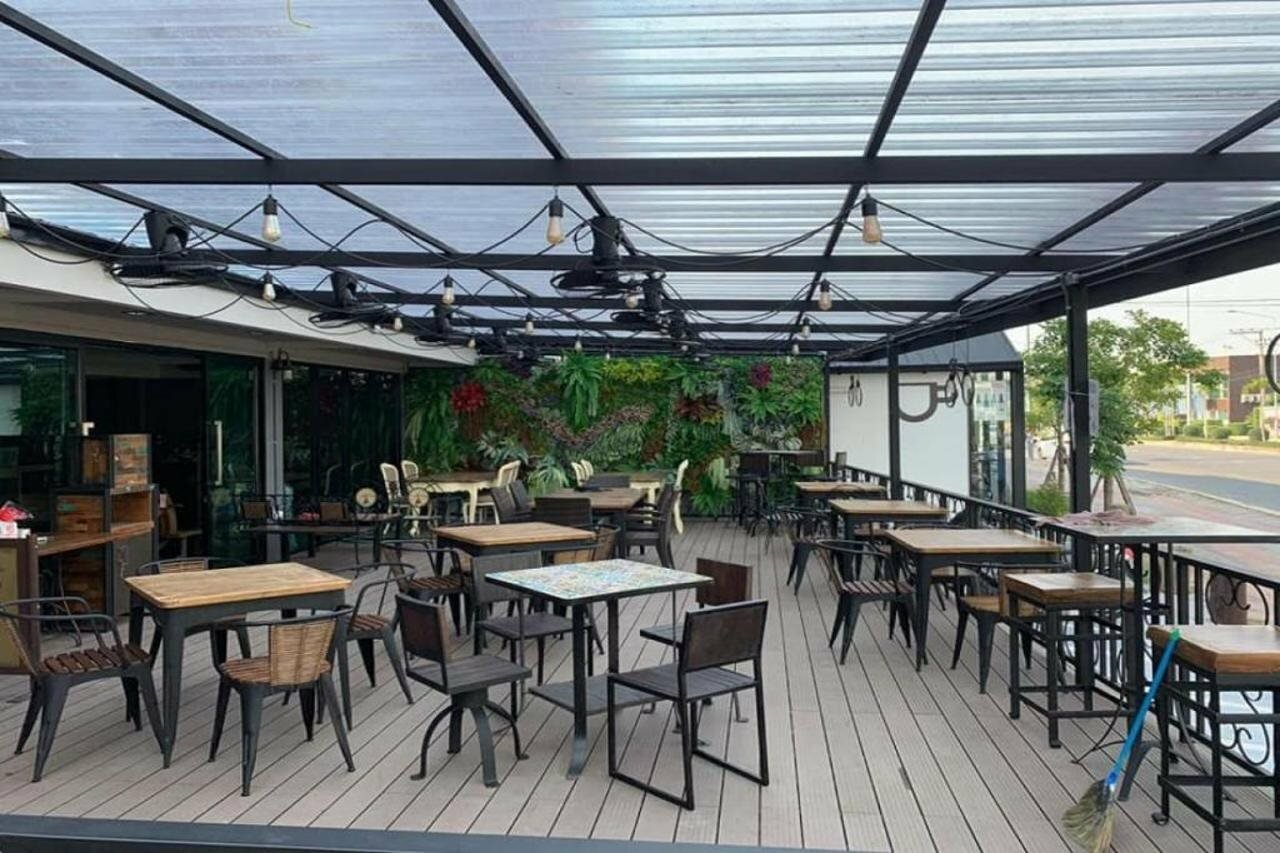 Фото Frankie's Inn