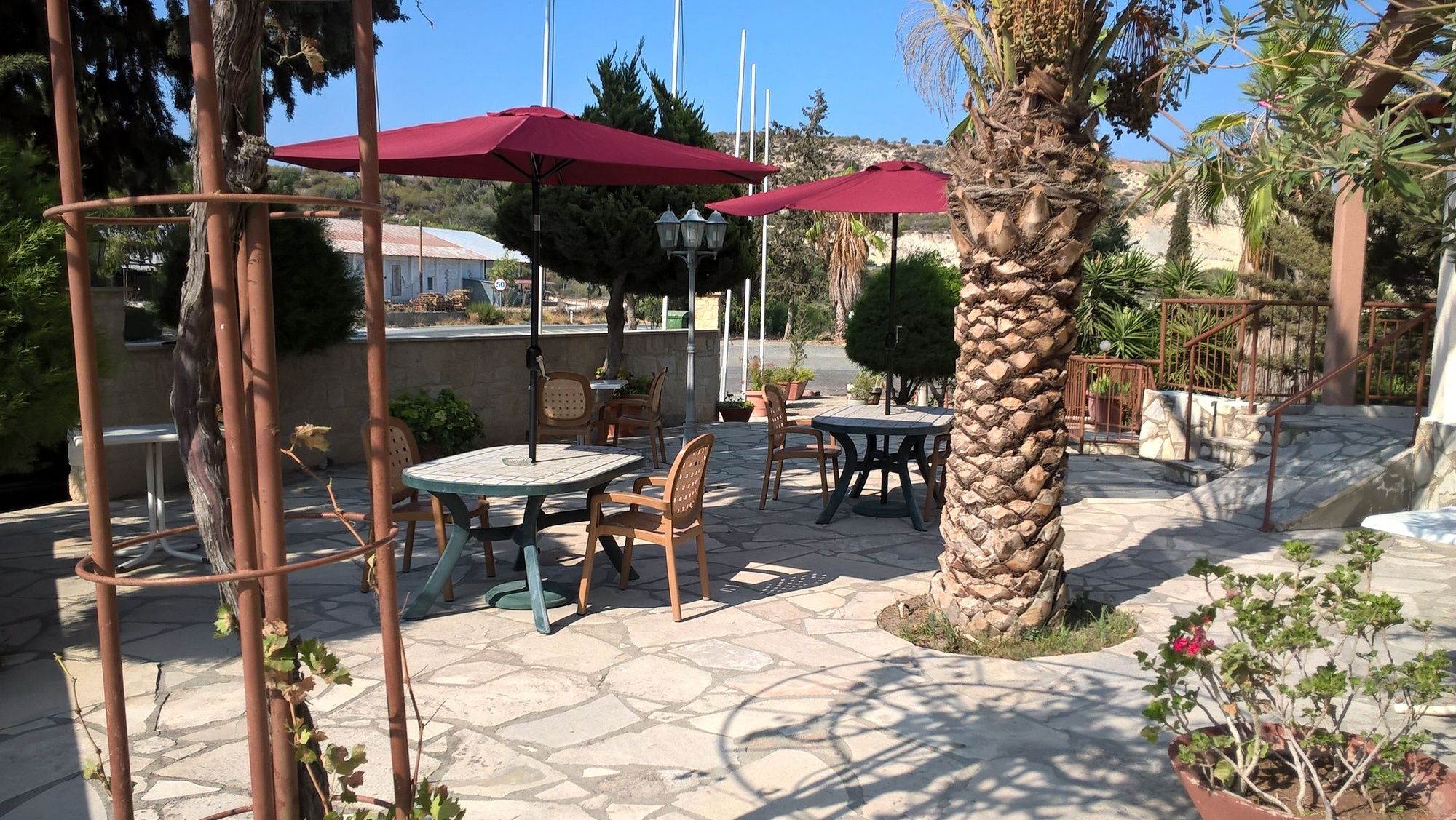 Фото Rantzo Holiday Apartments