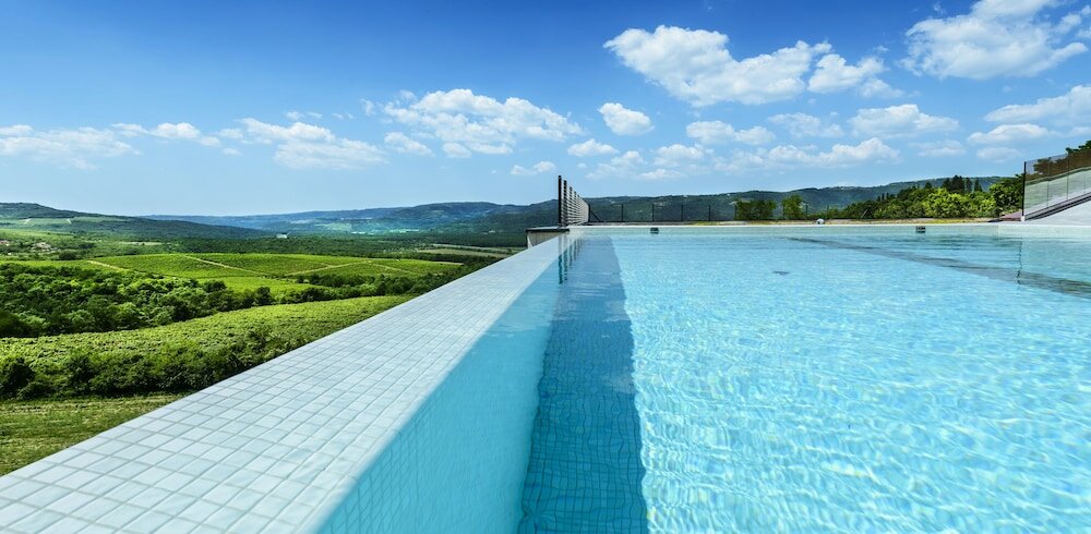 Фото Winery & Design hotel Roxanich