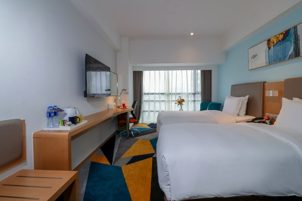 Фото Holiday Inn Express Chengdu Xindu, an Ihg Hotel