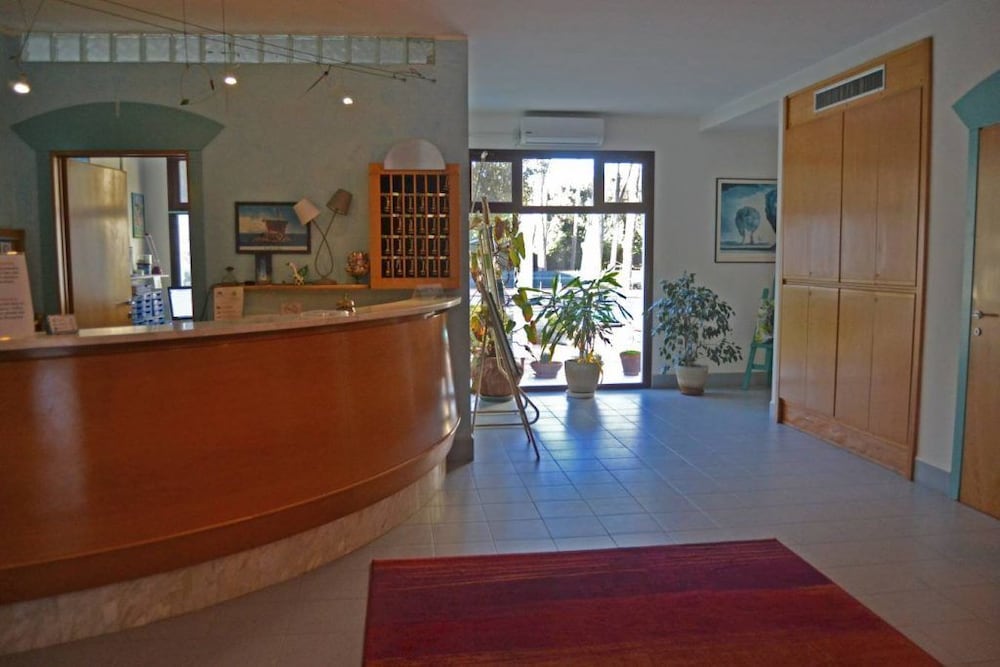 Фото Hotel Kontiki