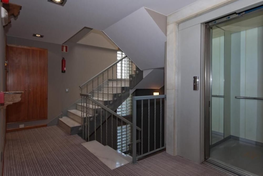 Фото Hotel Vetusta