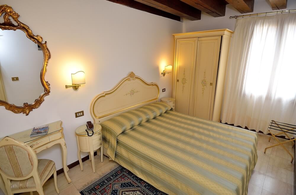 Фото Hotel Orion