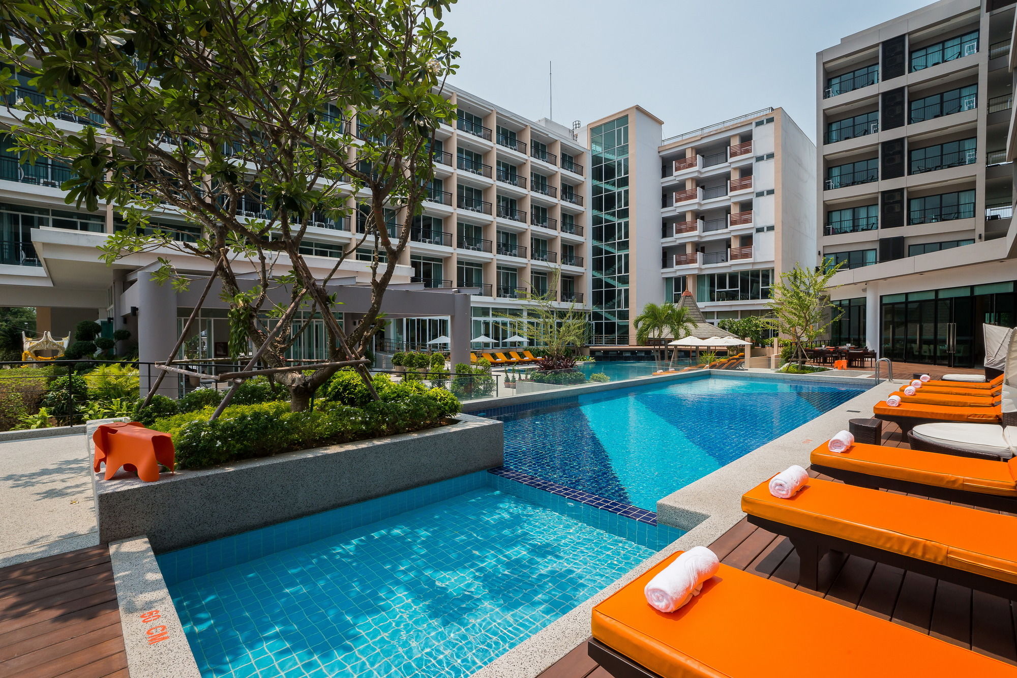 Фото J Inspired Hotel Pattaya