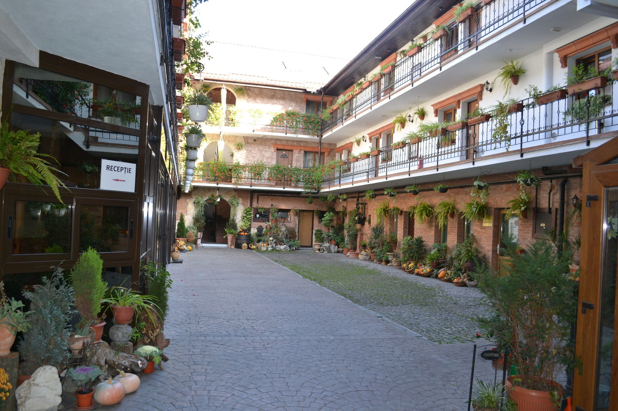 Фото Hotel Hanul Fullton