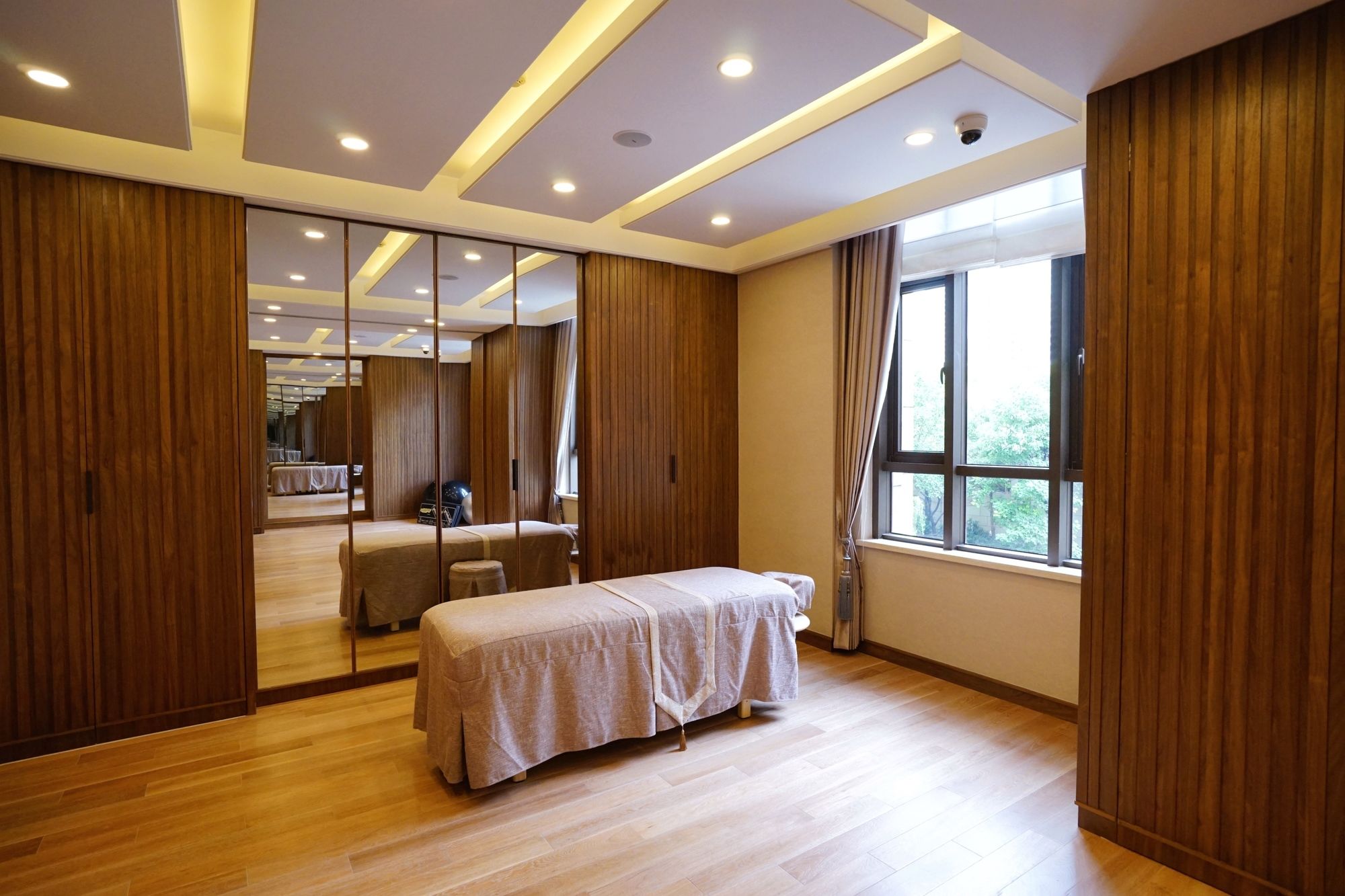 Фото Lanson Place Jinlin Tiandi Residence Shanghai