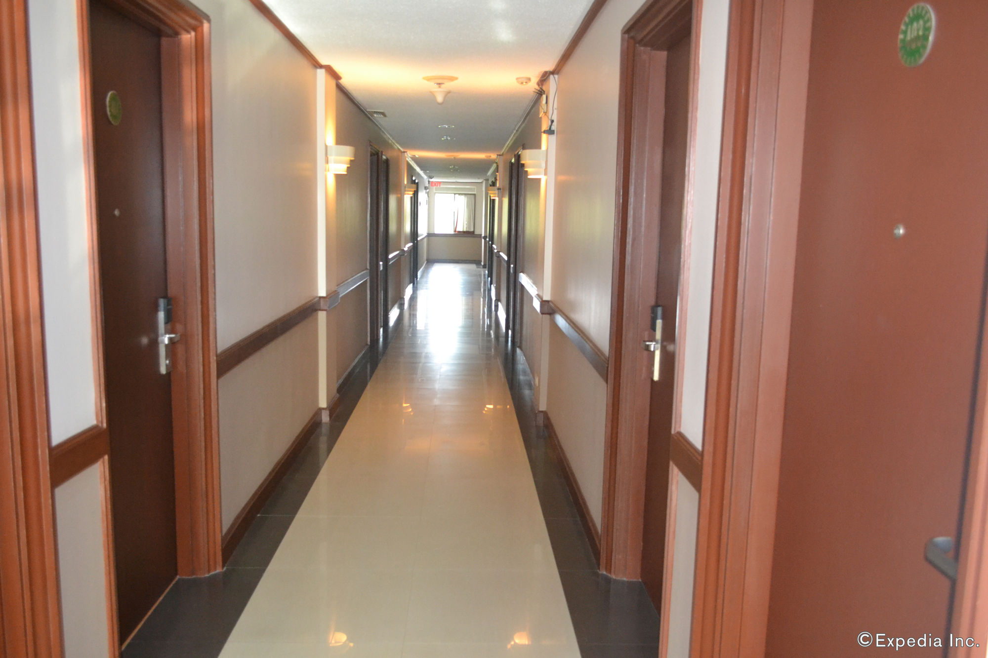 Фото East Asia Royale Hotel