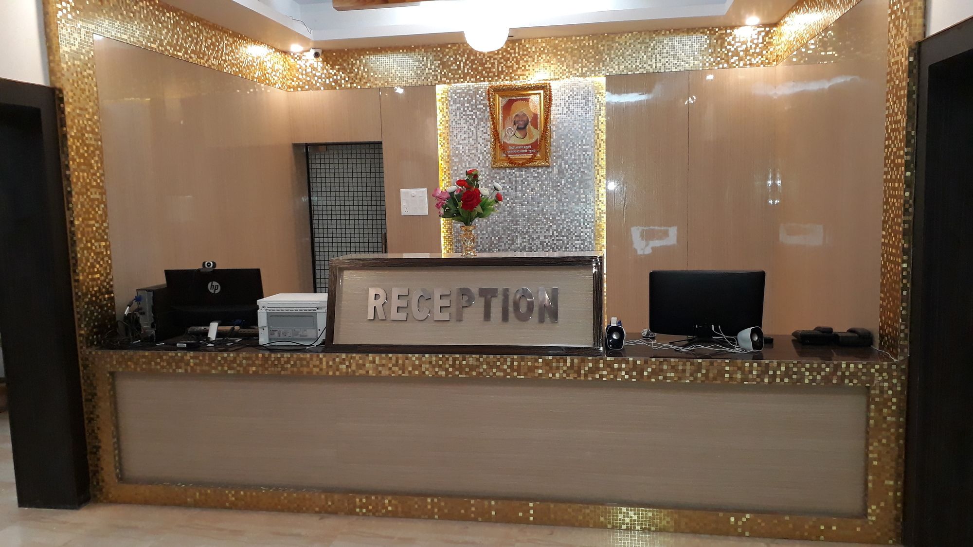 Фото Отель The Golden Sunrise