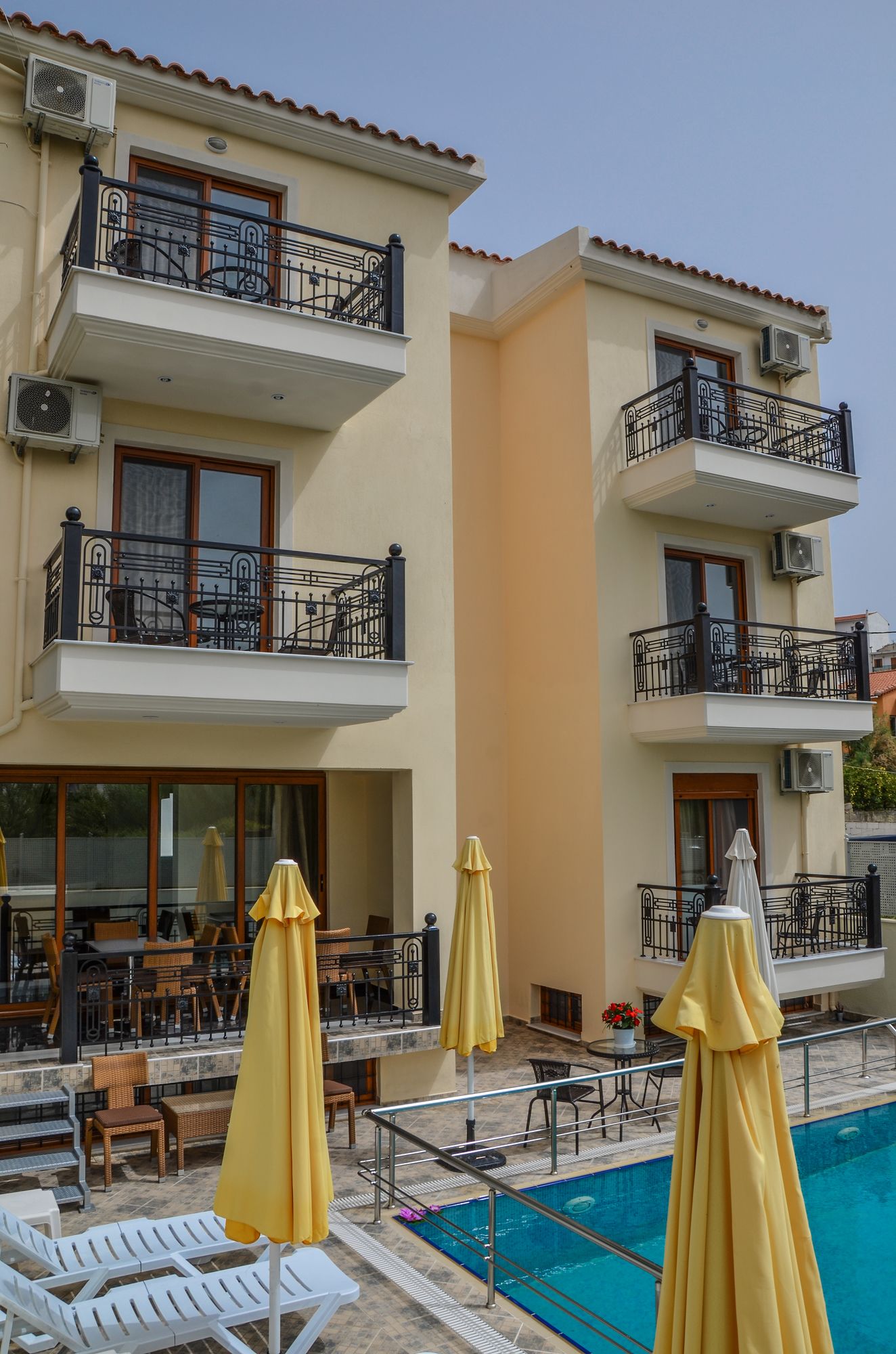 Фото Anthena Studios