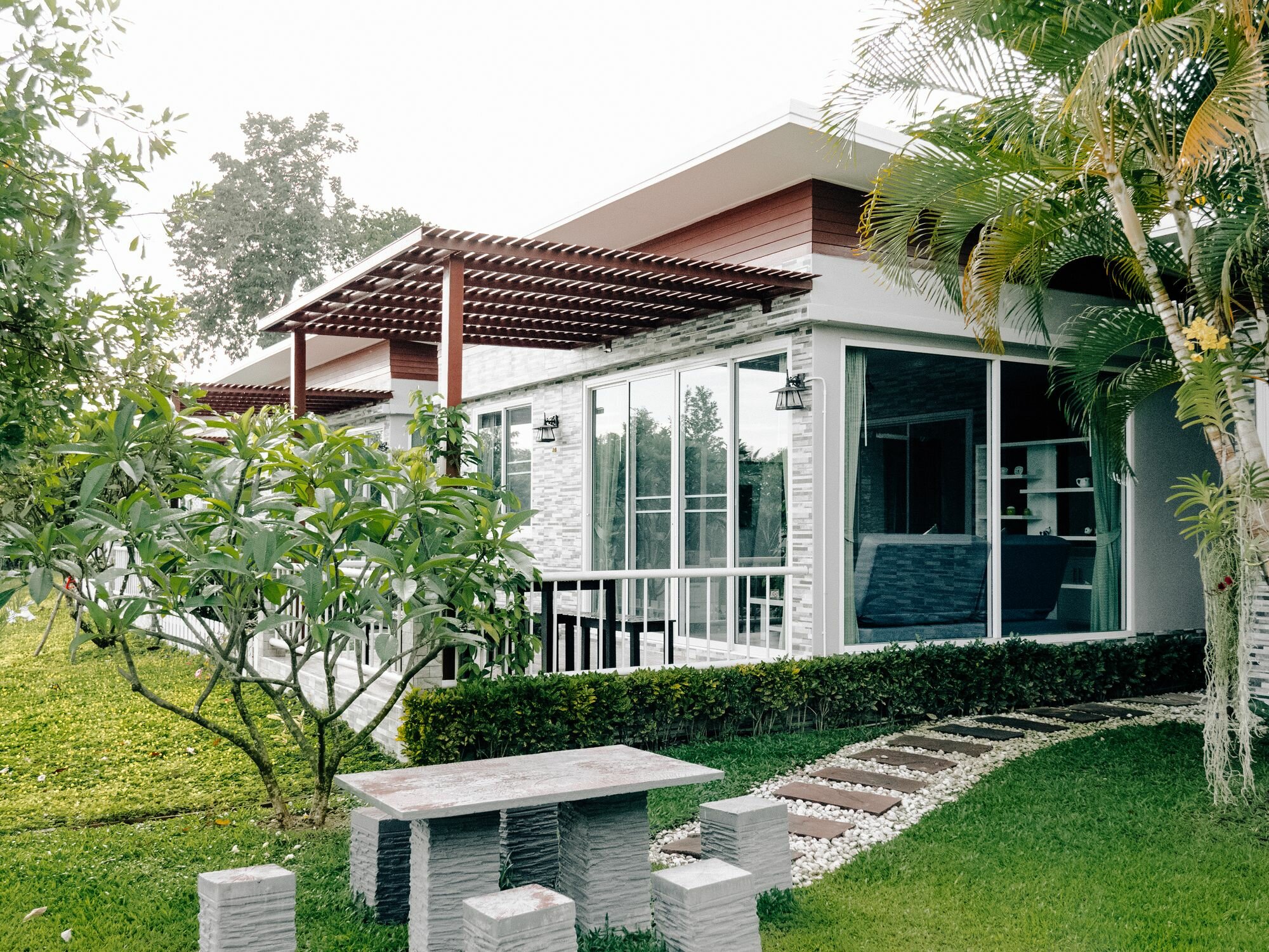 Фото Rai Fahpratan Home and Garden