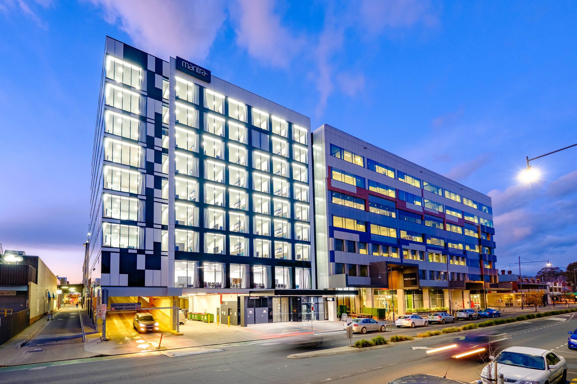 Фото отеля 1