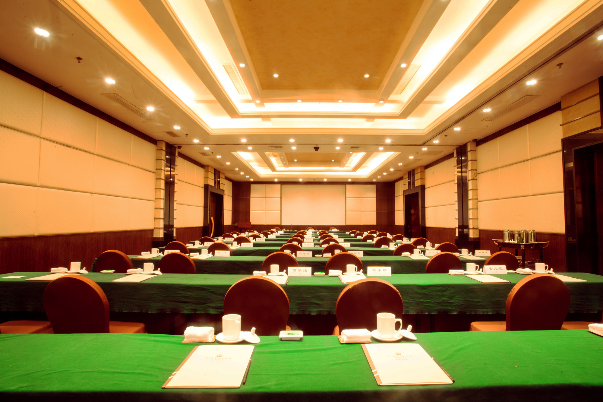 Фото Shaoxing Xianheng Grand Hotel