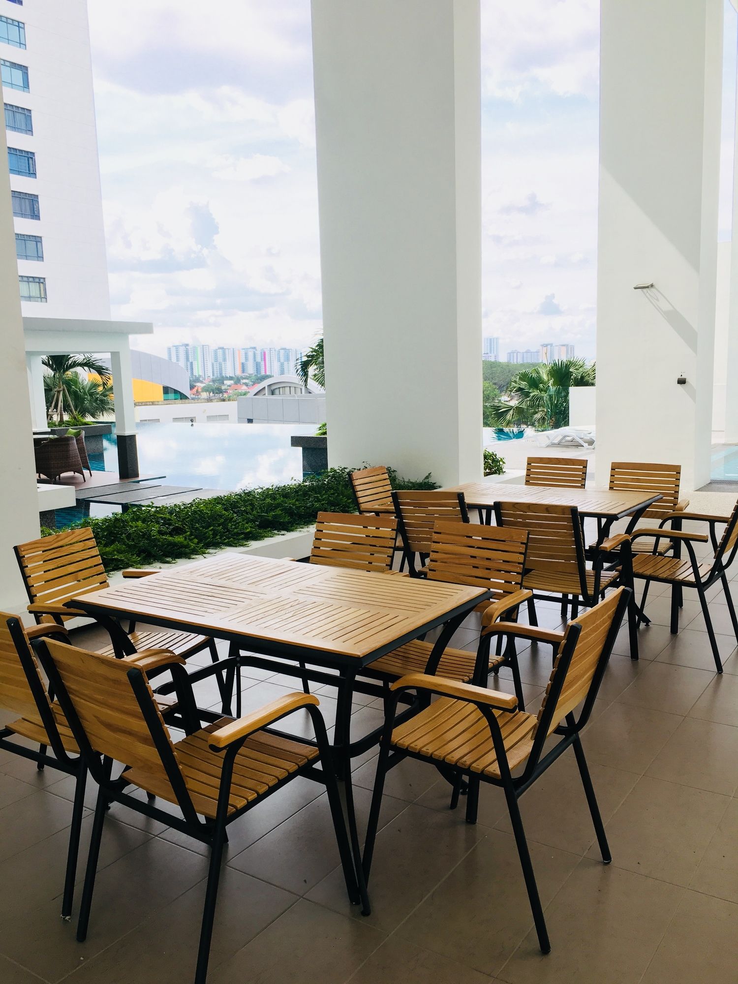 Фото Pinnacle Tower