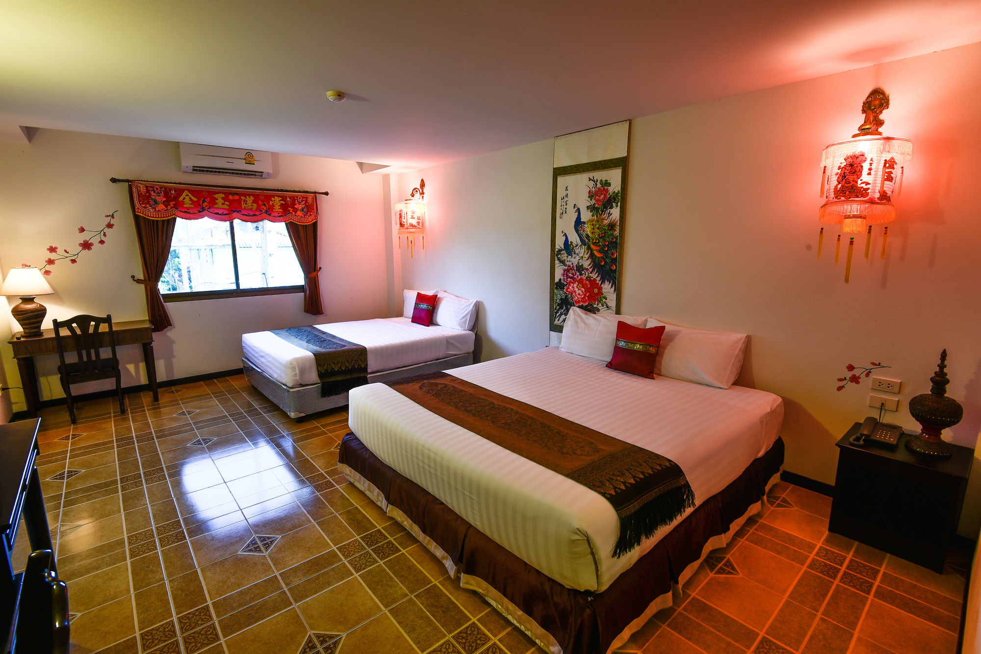 Фото Luckswan resort