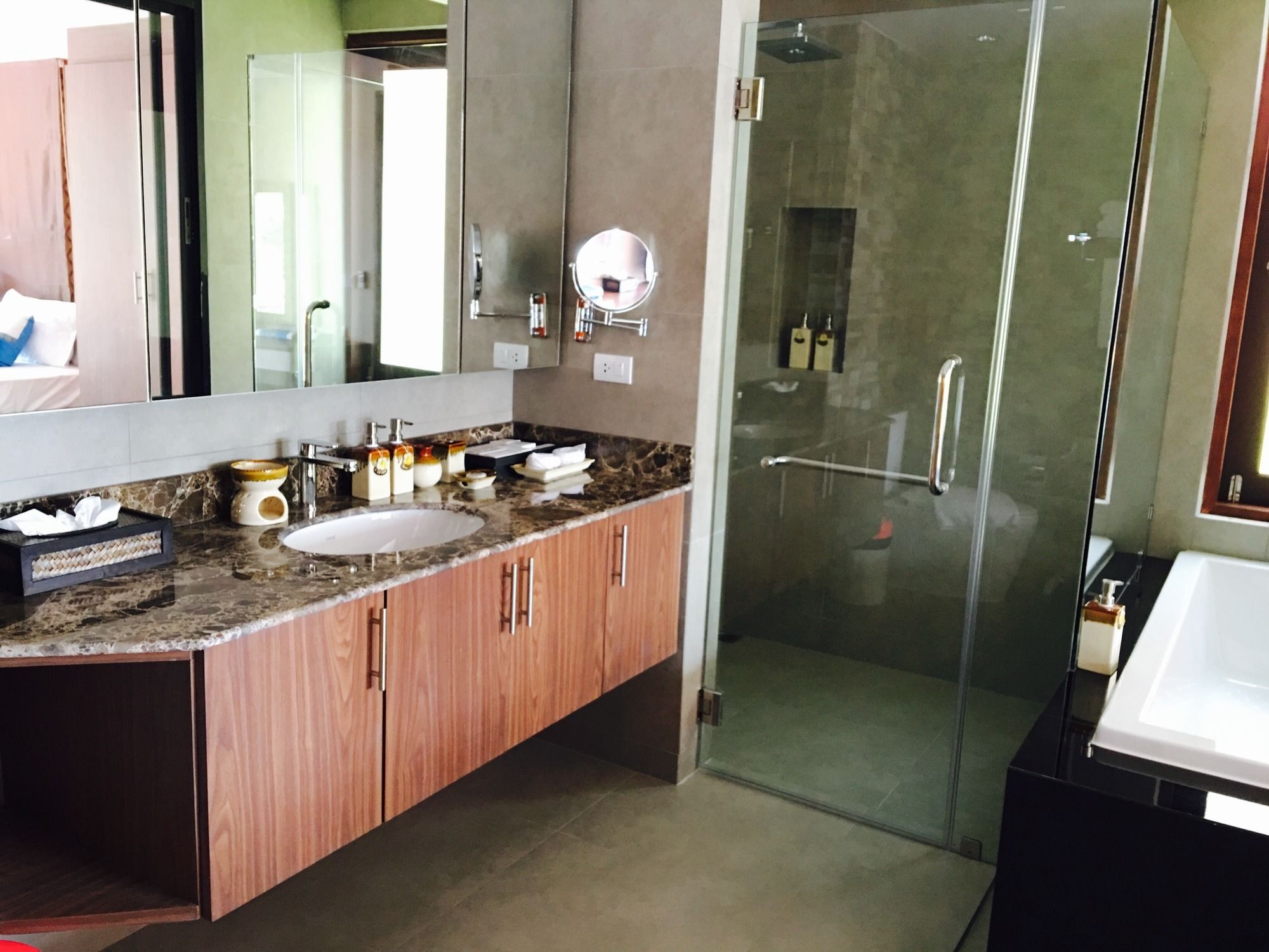 Фото Elegancy Resort Hua Hin