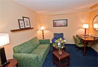 Фото SpringHill Suites Marriott Colorado Springs South