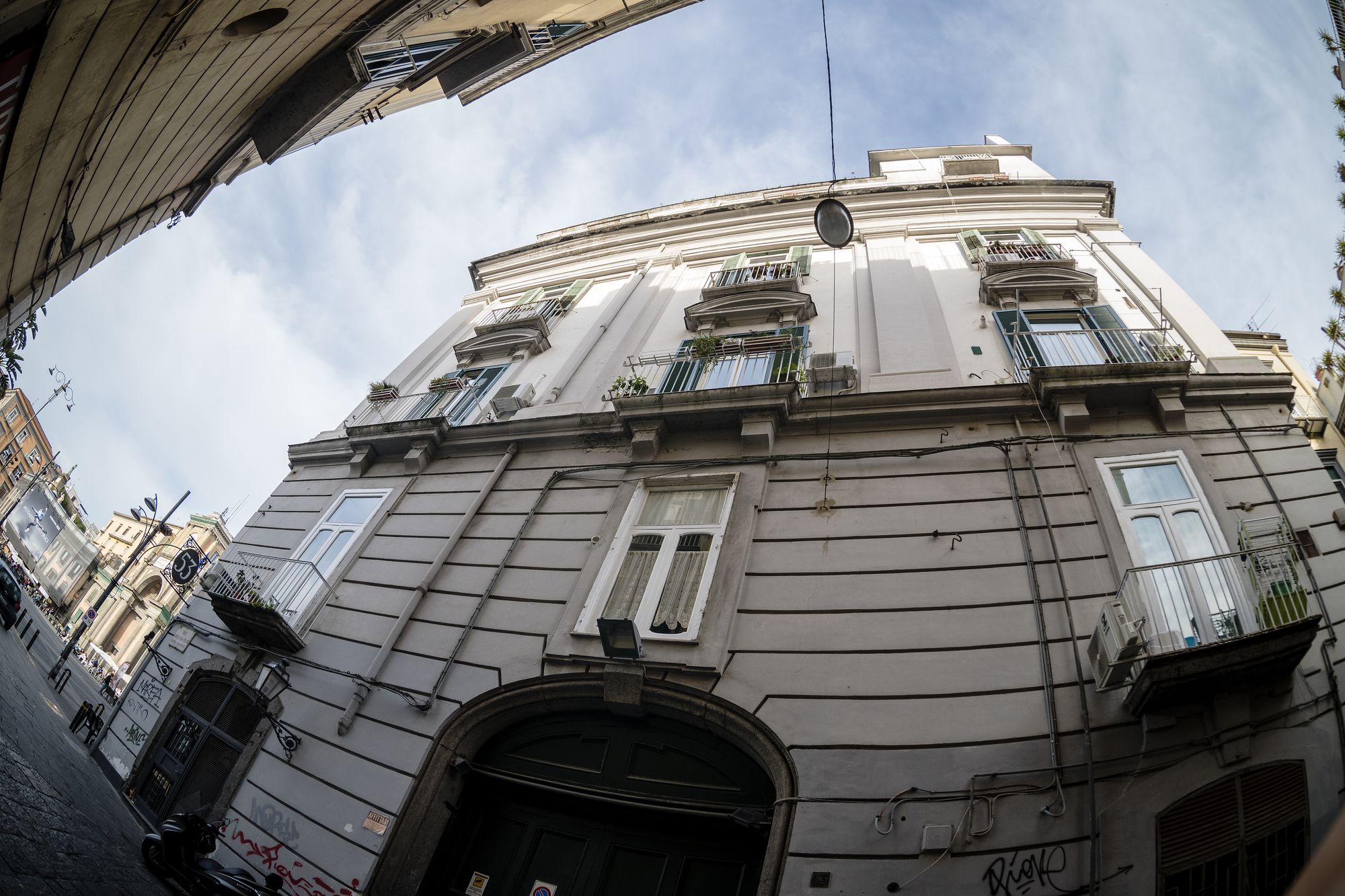 Фото B&b Le 4 Stagioni Dante's Suites