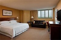 Фото Four Points by Sheraton Richmond