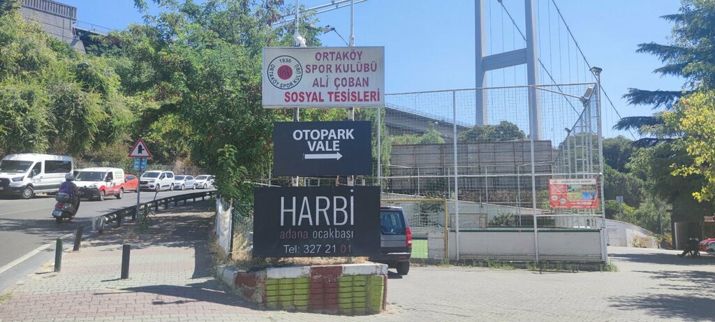 Kafe Harbi Adana Ocakbaşı, İstanbul, foto